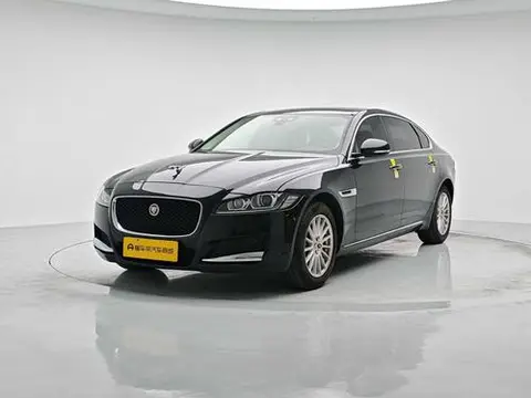 Jaguar XFL 2017 — фото 1