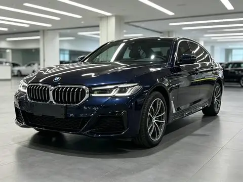 BMW 5 Series 2021 — фото 1