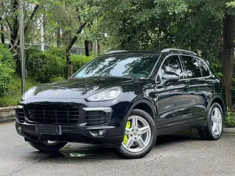 Porsche Cayenne E-Hybrid 2016