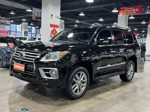 Lexus LX 2015 — фото 1