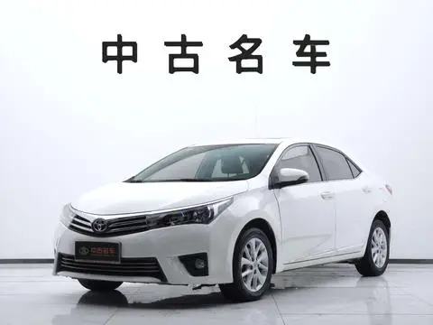 Toyota Corolla 2017 — фото 1