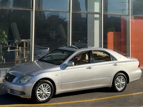 Toyota Crown 2008