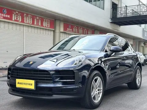 Porsche Macan 2021