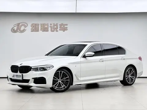 BMW 5 Series 2020 — фото 1