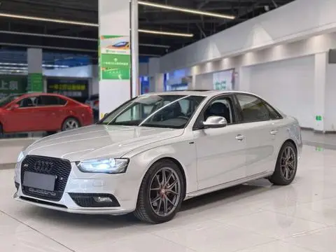 Audi A4L 2015 — фото 1