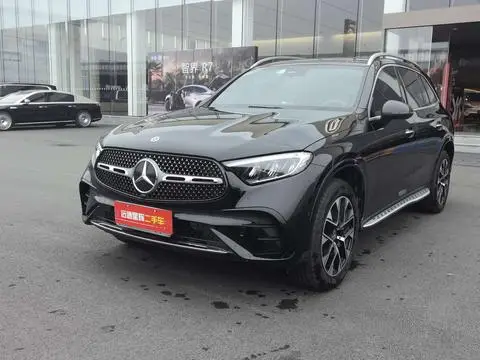 Mercedes-Benz GLC 2023