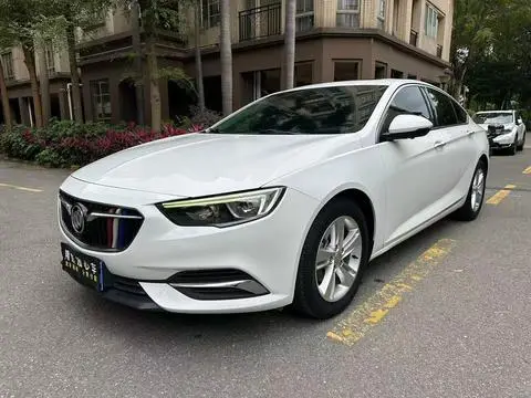 Buick Regal 2019 — фото 1