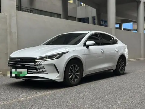 BYD 驱逐舰05 2024