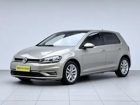 Volkswagen Golf 2019 — фото 1
