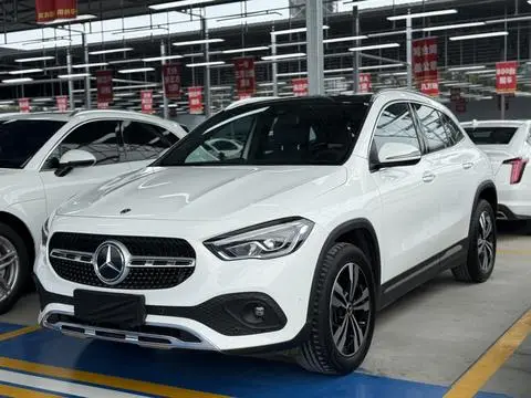 Mercedes-Benz GLA 2023