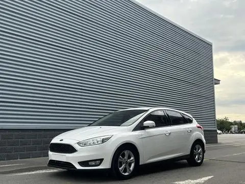 Ford Focus 2015 — фото 1