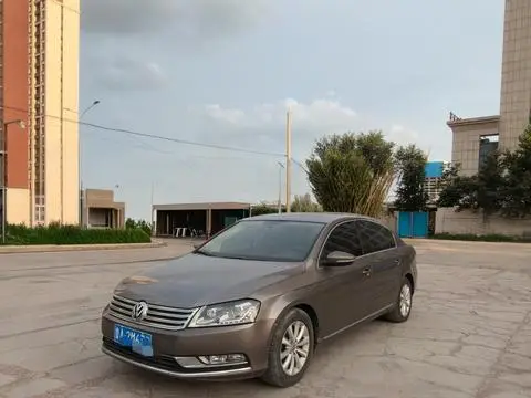 Volkswagen Magotan 2013