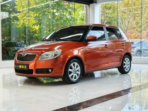 Skoda 晶锐 2011 — фото 1