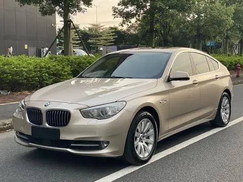 BMW 5 Series GT 2011