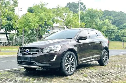 Volvo XC60 2017 — фото 1