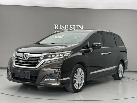 Honda 艾力绅 2016