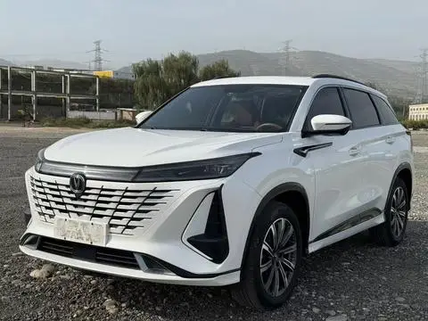Changan CS75 PLUS 2023 — фото 1