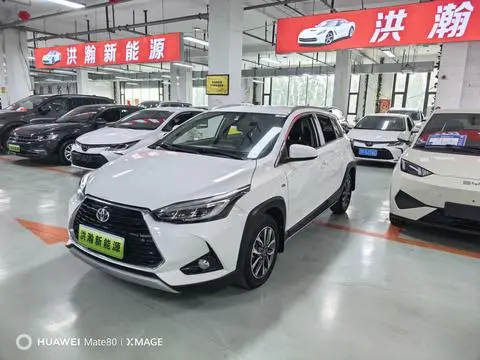 Toyota YARIS L 2022 — фото 1