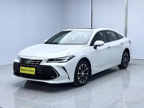 Toyota 亚洲龙 2023
