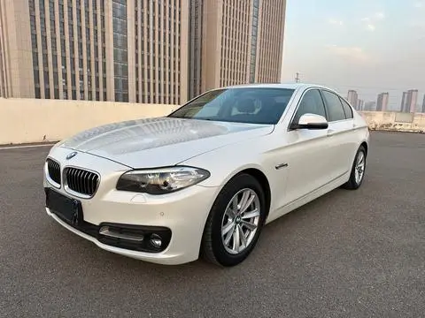 BMW 5 Series 2015 — фото 1