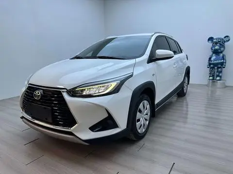 Toyota Yaris L Zhixuan 2022 — фото 1