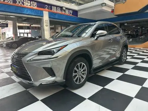 Lexus NX 2020