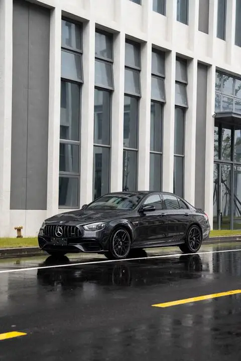 Mercedes-Benz E-Class AMG 2021