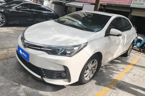 Toyota Corolla 2017 — фото 1