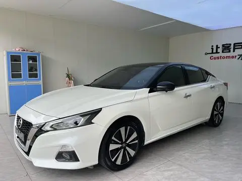 Nissan Teana 2021