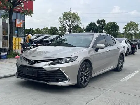 Toyota Camry 2021