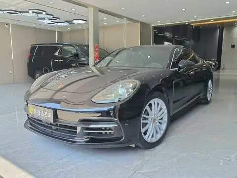 Porsche Panamera 2019