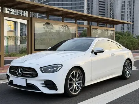 Mercedes-Benz E-Class 2023 — фото 1
