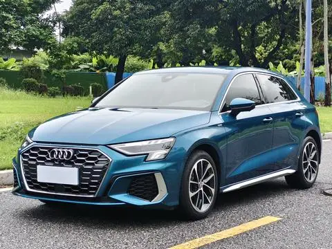 Audi A3 2021 — фото 1