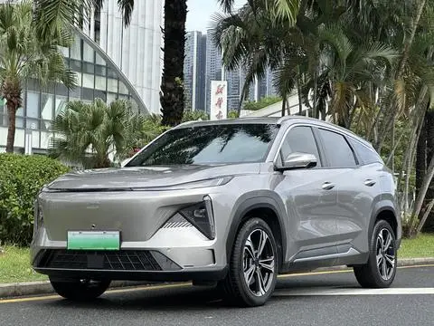 Geely L7 2024