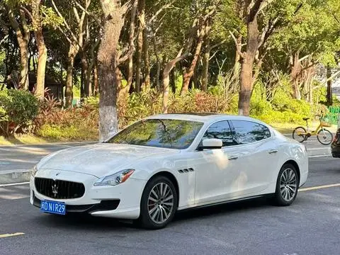 Maserati Quattroporte 2015