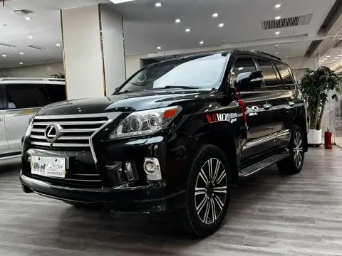Lexus LX 2013