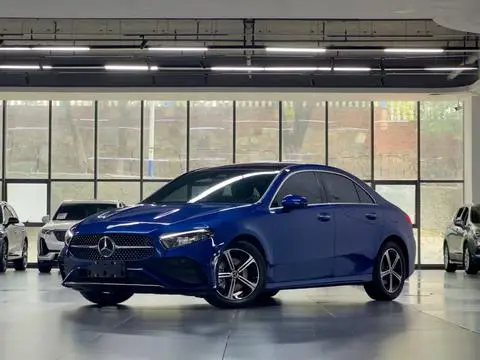 Mercedes-Benz A-Class 2023 — фото 1