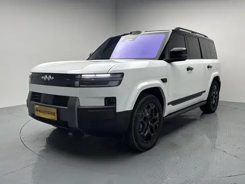 BYD Leopard 钛7 PHEV 2025 — фото 1