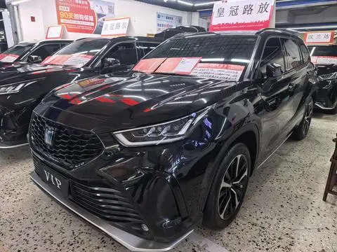 Toyota Crown Kluger 2024