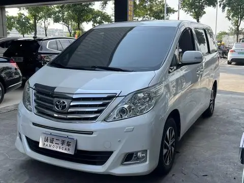 Toyota 埃尔法 2012