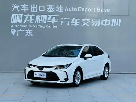 Toyota Corolla 2021 — фото 1