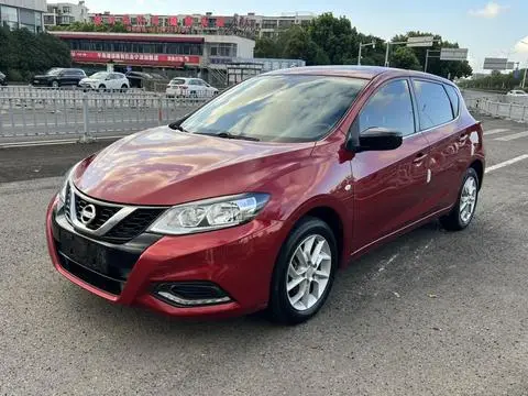 Nissan Tiida 2021 — фото 1