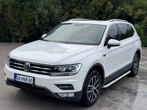Volkswagen Tiguan L 2017