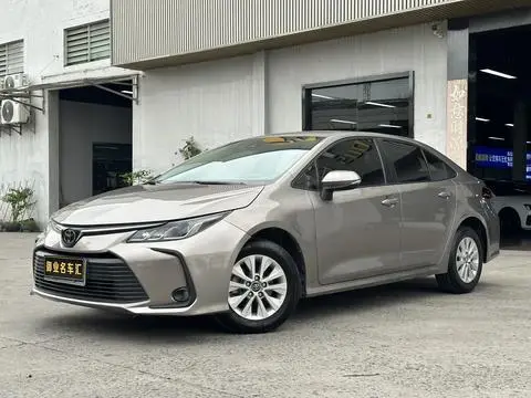 Toyota Corolla 2021 — фото 1