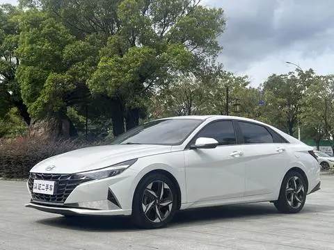 Hyundai Elantra 2021