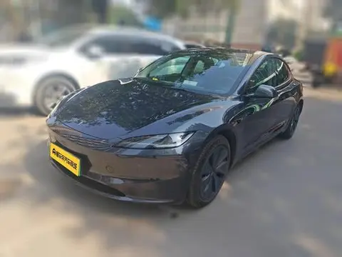 Tesla Model 3 2023 — фото 1