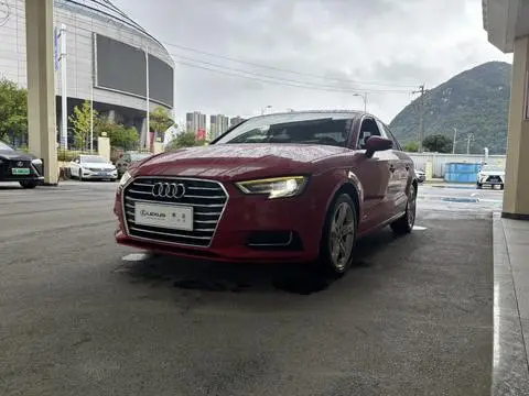 Audi A3 2019 — фото 1