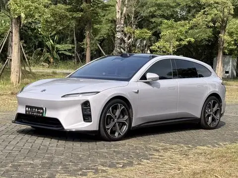NIO ET5T 2025