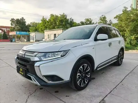 Mitsubishi 欧蓝德 2020