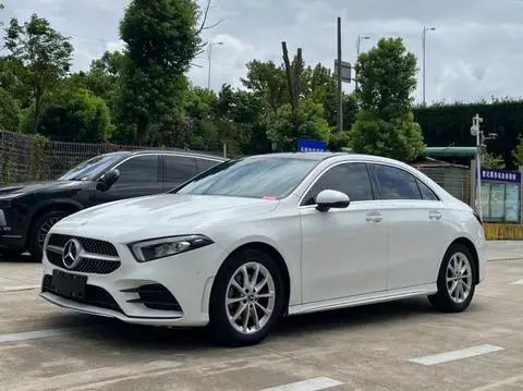 Mercedes-Benz A-Class 2022 — фото 1